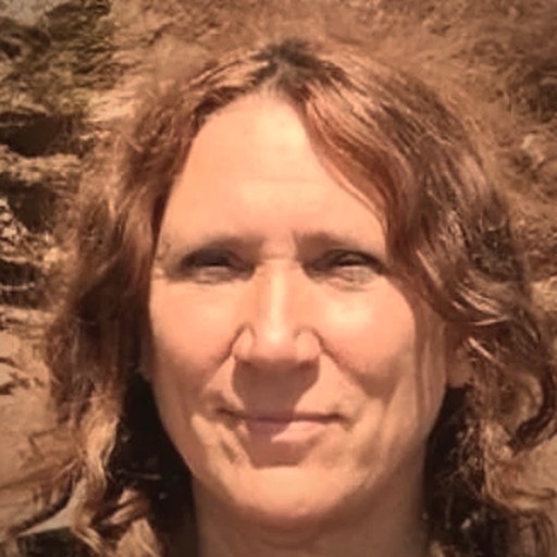 Gina Siluwa Cenciose