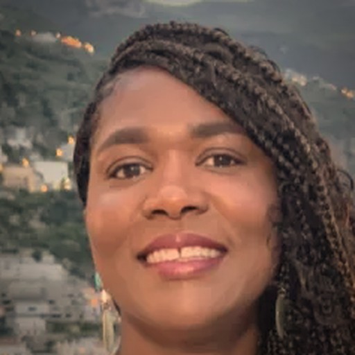 Nicole Bloomfield