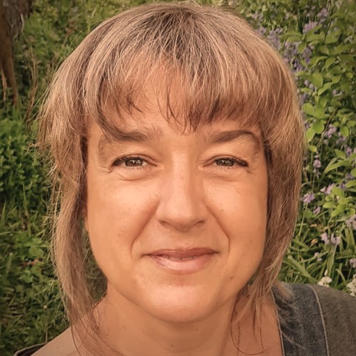 Sylvia Karathanos